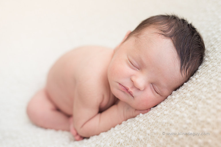 Photographe, bébé, nouveau-né, Aline Deguy, newborn posing, France, workshop, Formation,  bébé endormi, photographe professionnel, Paris