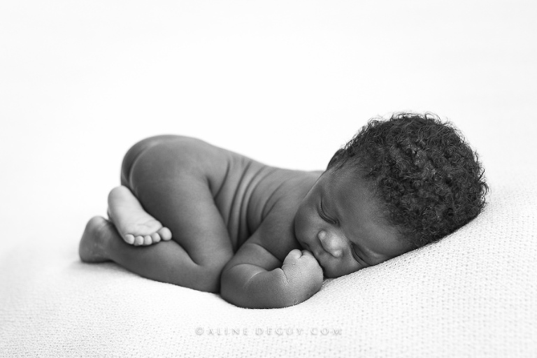 Photographe nouveau-né Paris, Aline Deguy, Rueil, Suresnes, Puteaux, Boulogne, Chaou, Asnières, Courbevoie