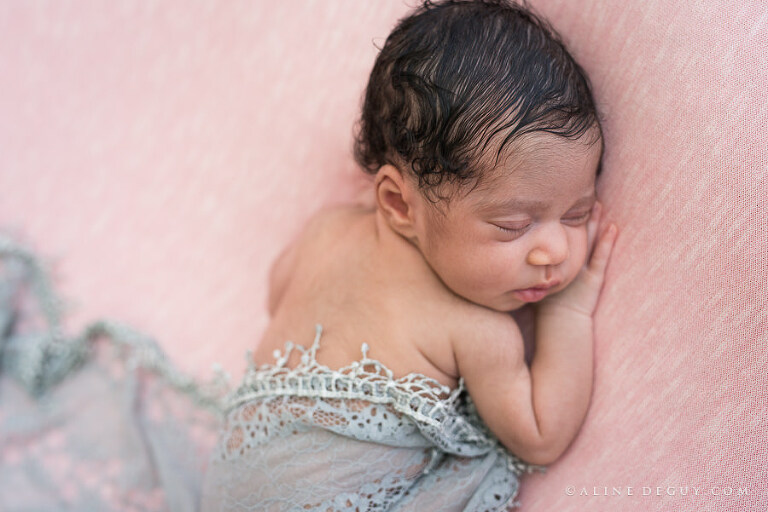 77, 78, 91, 92, 93, 94, 95, Aline Deguy, Amien, Angers, anne geddes, apprentissage, Atelier, atelier photo, bébé, bébé endormi, Belgique, Bordeaux, Brest, Bretagne, Caen, Chartres, Cours, Dijon, endormi, Formation, France, french, Grenoble, hauts de seine, Le Mans, Lille, Limoges, lumière naturelle, Lunel, Lyon, Marseille, Montpellier, Nancy, Nantes, Nevers, newborn, Newborn Posing, Nimes, nouveau né, Orléans, Paris, photo, photographe, photographe nouveau-né, Photographe Professionnelle, photographie, Photographier un bébé, Poitiers, Professionnel, région parisienne, Reims, Rennes, stage, Strasbourg, studio, technique, Toulouse, Valence, workshop