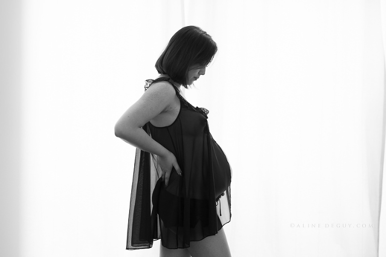Photographe femme, lingerie, femme enceinte, sexy, grossesse 