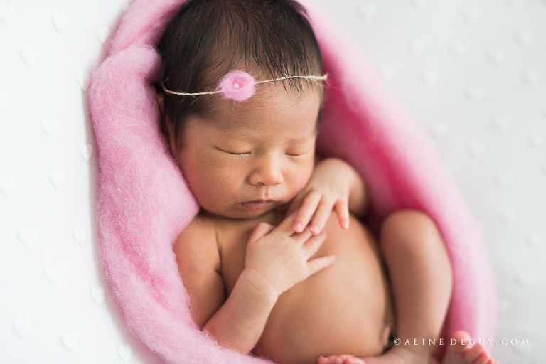 Photographe nouveau-né, Paris, Aline Deguy, bébé, newborn posing, France, photographer, newborn photography, zaza d'amour