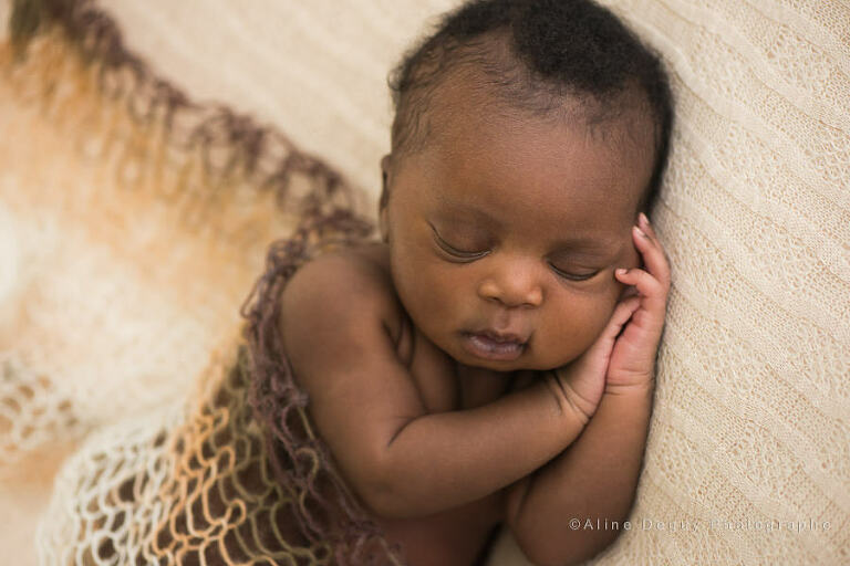 bébé endormi, nouveau-né Paris, 91