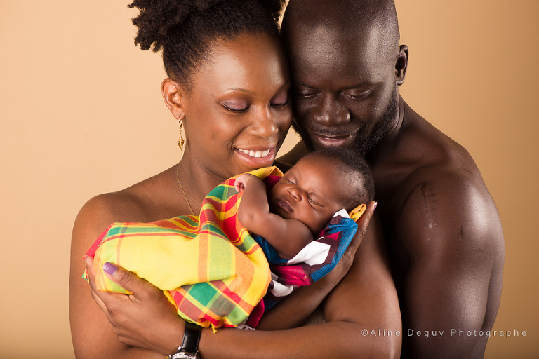 séance photo famille, naissance, maternité, photographe studio bébé 