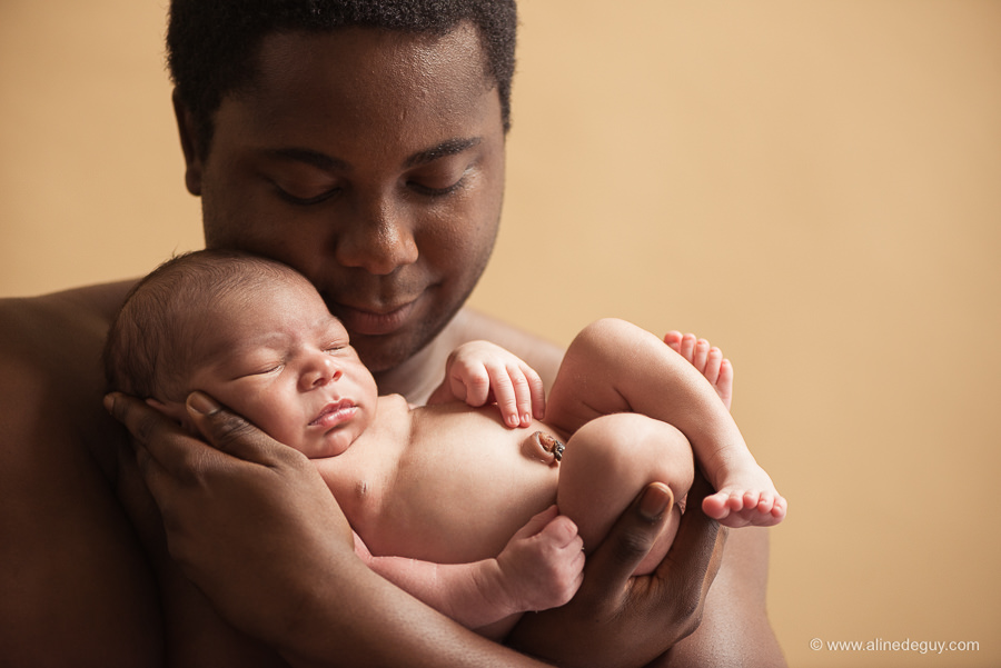 Photographe Nouveau Ne Paris Johan Bebe Metisse Aline Deguy Photographe Femme Enceinte Nouveau Ne Et Bebe Et Suivi Des Familles Studio