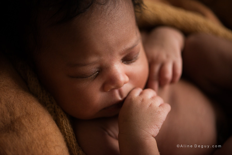 Photographe bébé Aline Deguy, newborn photographer Paris