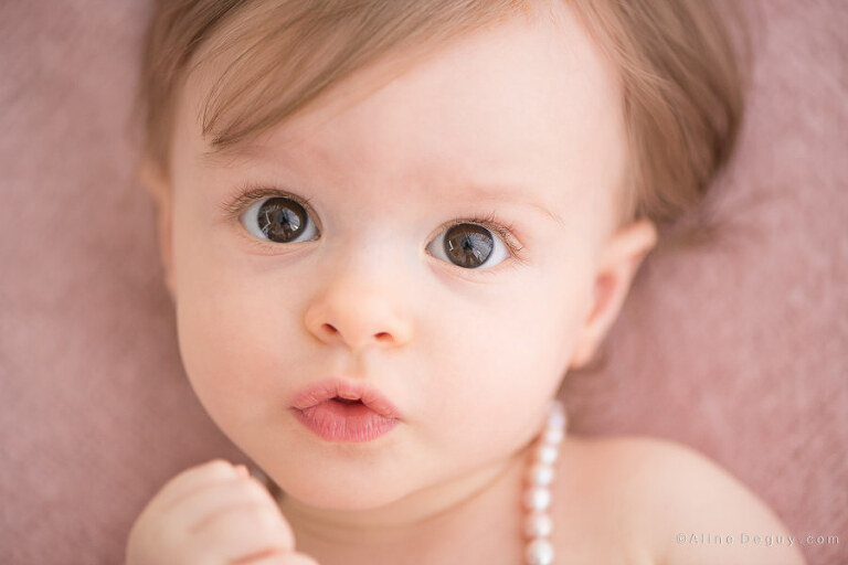 photographe bébé, photographe Aline Deguy, meilleur photographe bébé Paris, photo de bébé, portrait, studio photo paris