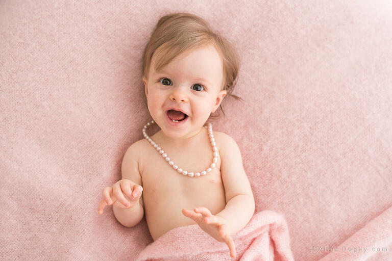 Photo bébé 92, Studio photo Paris, Aline Deguy