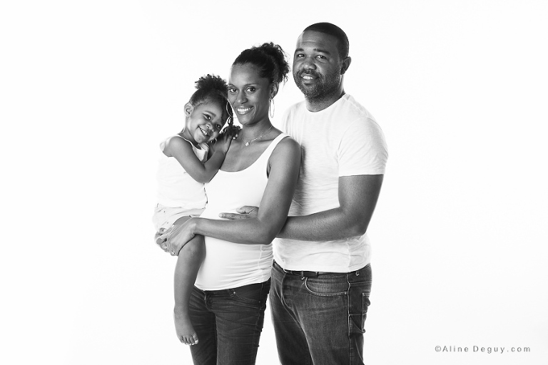 Photographe famille, séance photo studio Suresnes, studio photo Neuilly
