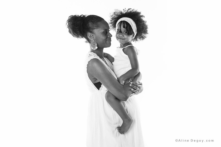 séance photo grossesse, studio photo Paris, image femme enceinte Paris