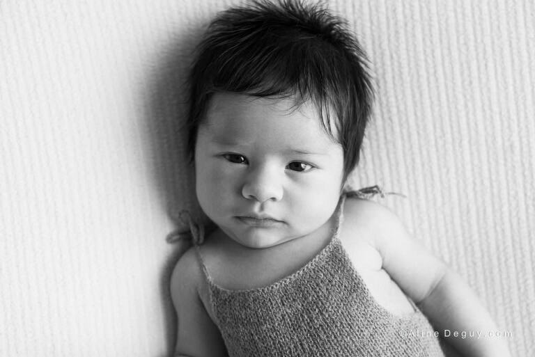 Photographe bebe suresnes, Aline Deguy, Studio photo Paris, portrait bébé éveillé, photographe bébé rueil, photographe bébé puteaux