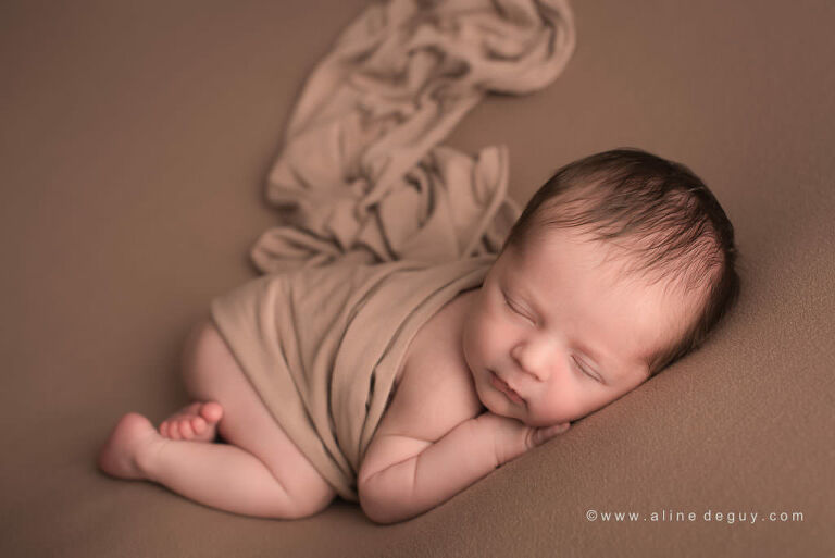 Photographe nouveau-né Paris, Studio photo Saint Cloud, meilleur photographe bébé Paris