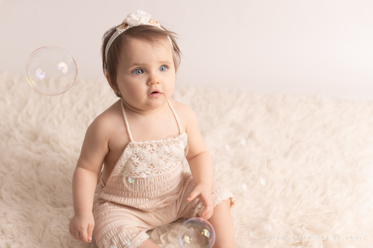 Photographe bébé suresnes, photo de bébé yeux bleus, prénom jade